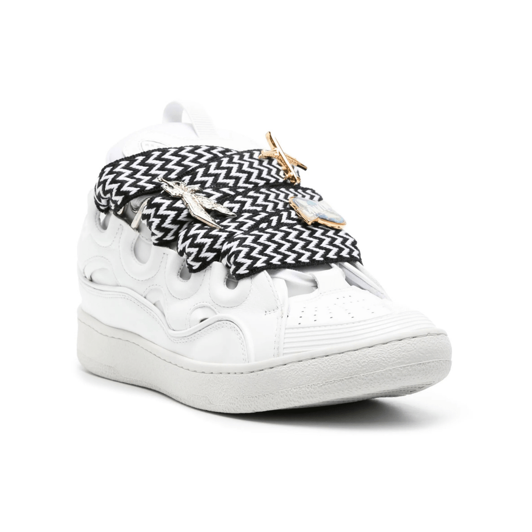 Curb White Black