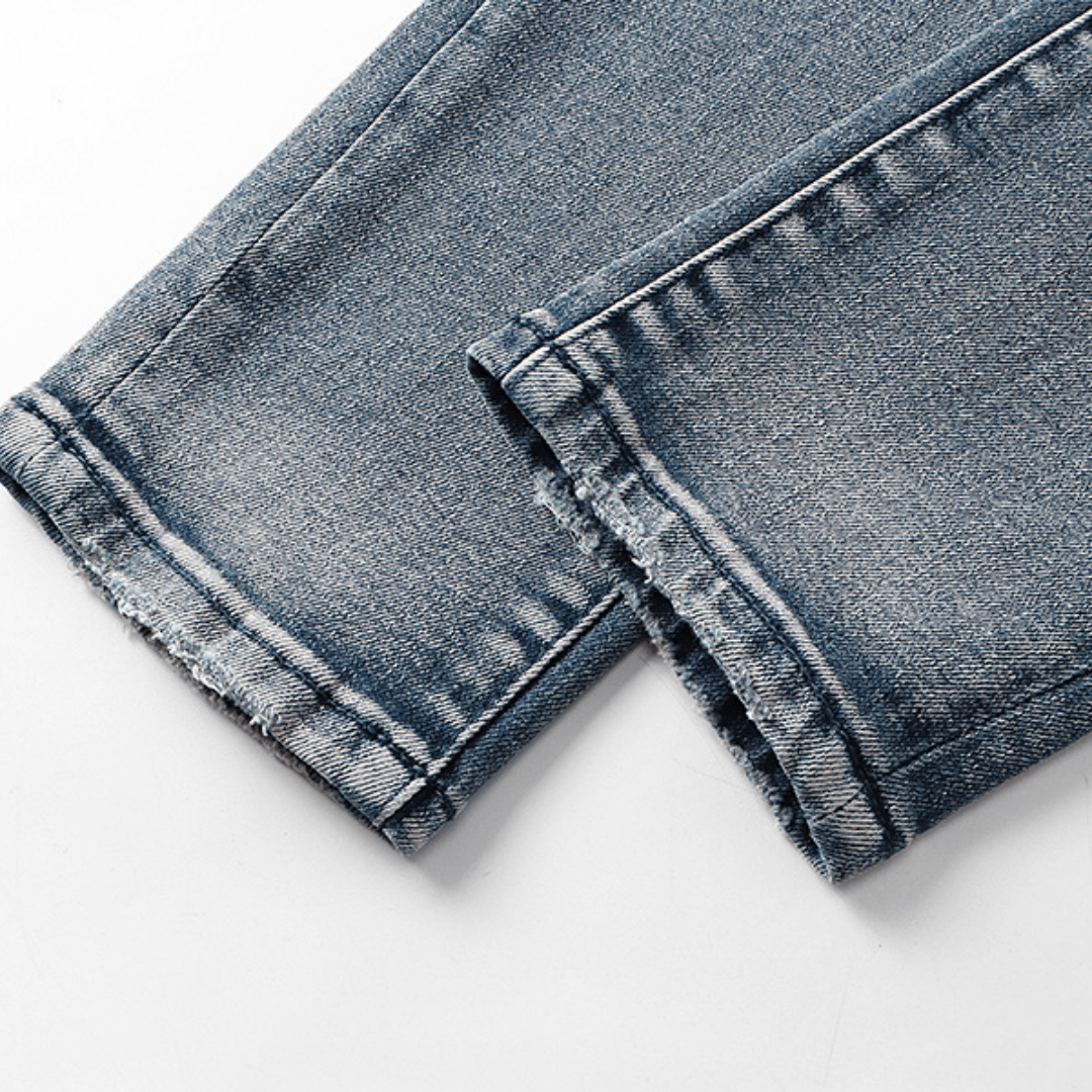 Amr Jeans