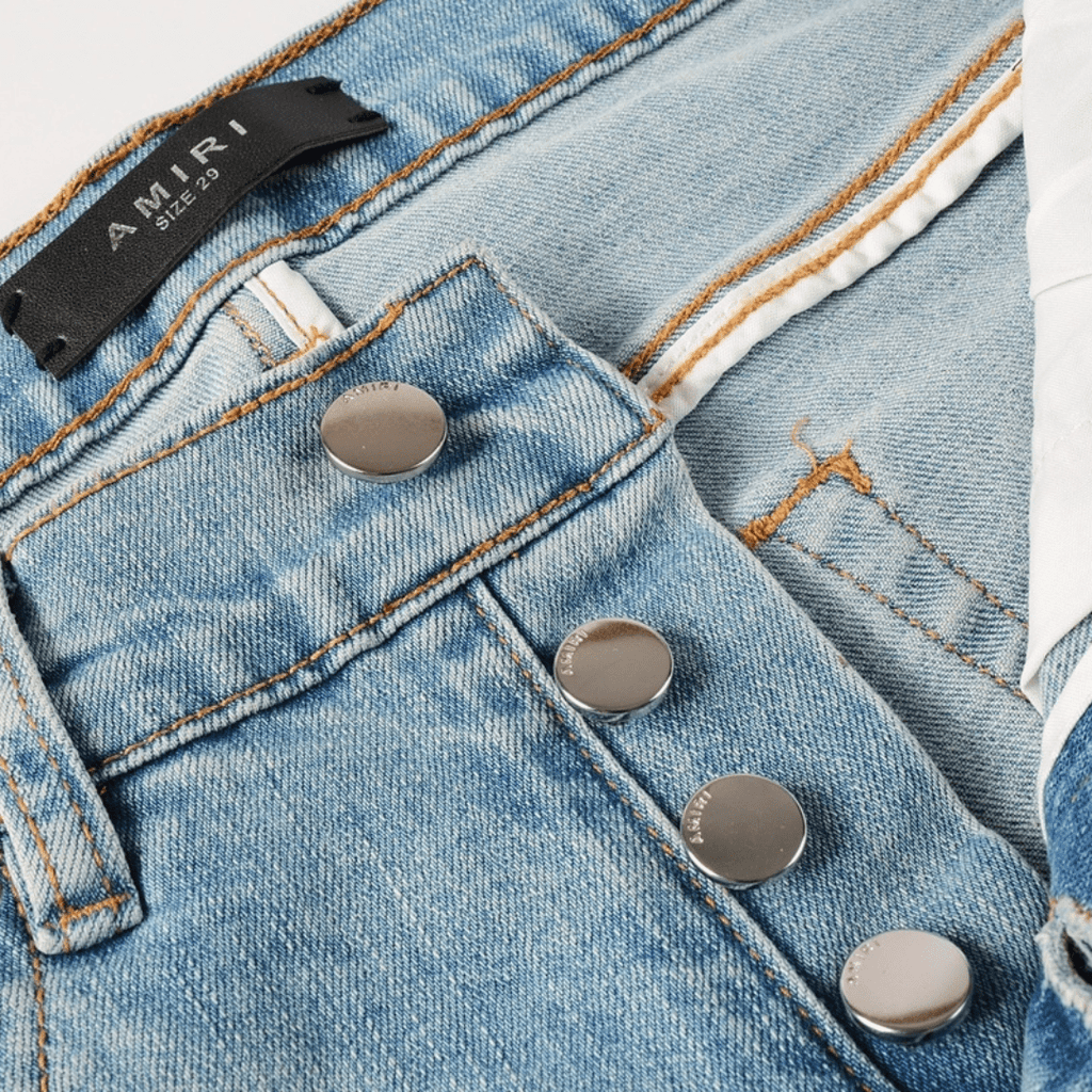 Amr M.A Bar Blue Jeans