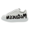 AMQ Graffiti White