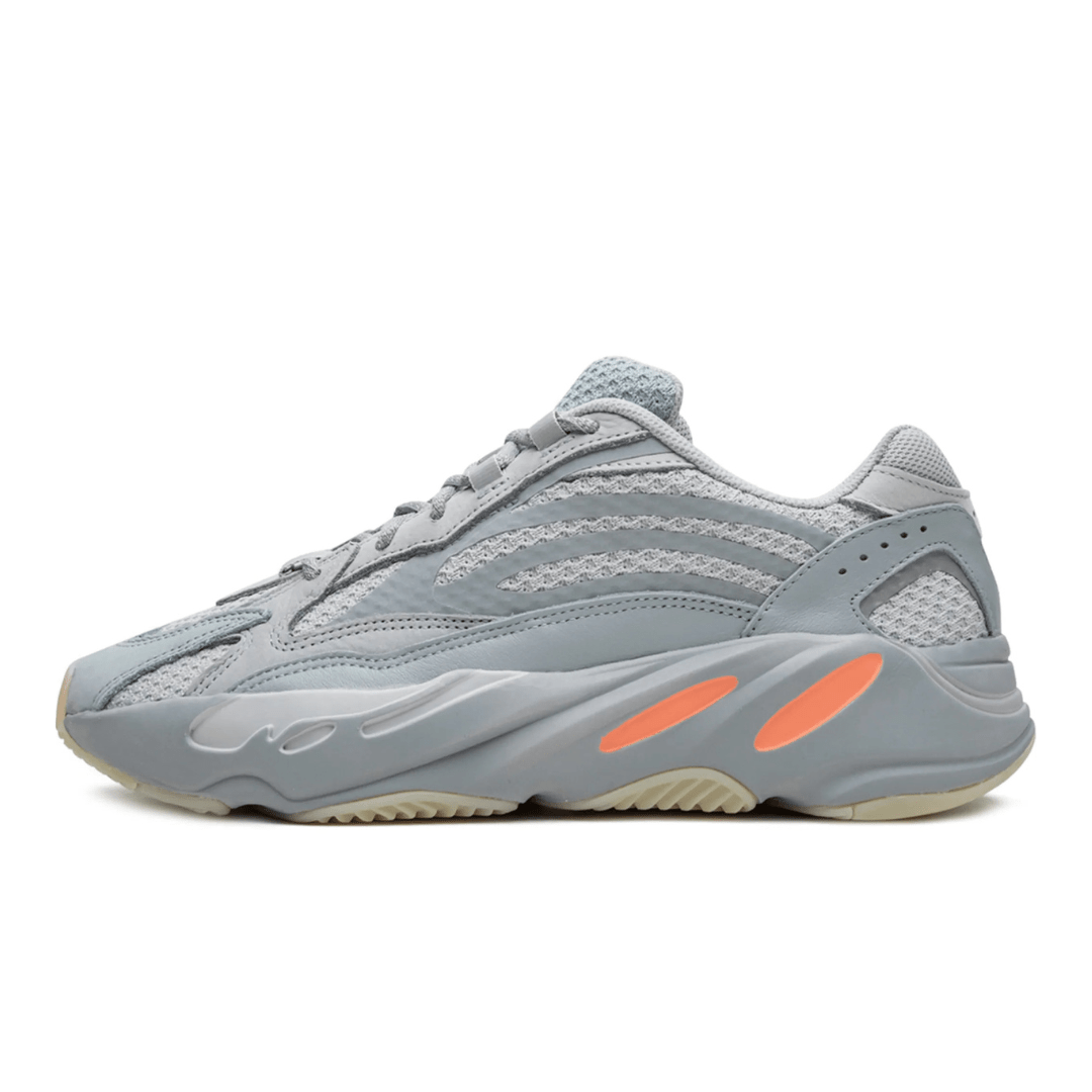 YZY - 700 V2 Inertia