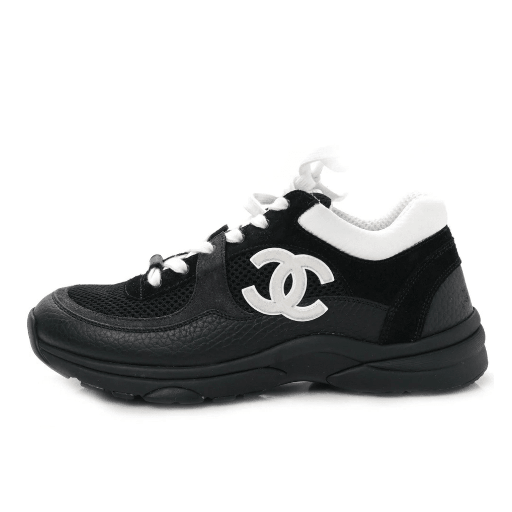 Runner Black White