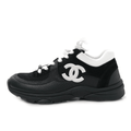 Runner Black White