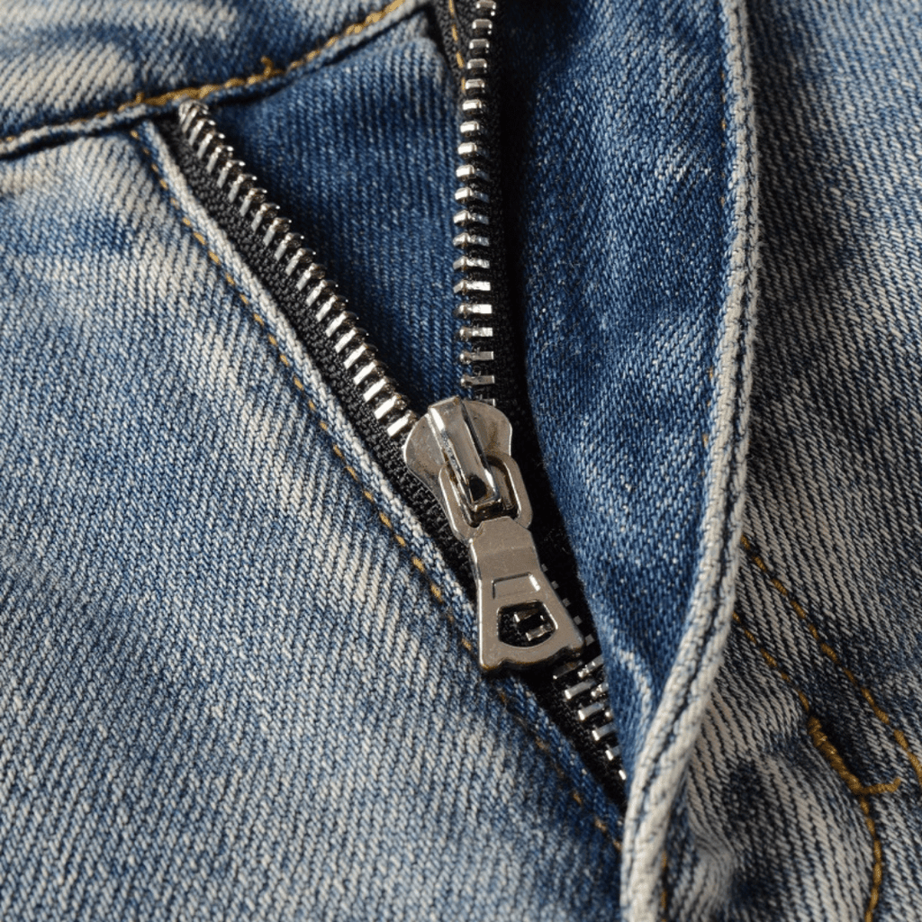 Amr Patch Distressed Jeans
