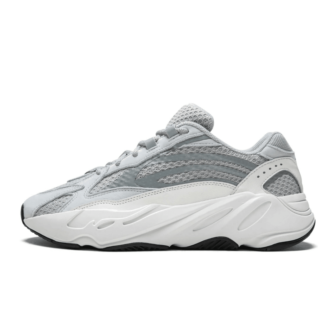 YZY - 700 V2 Static