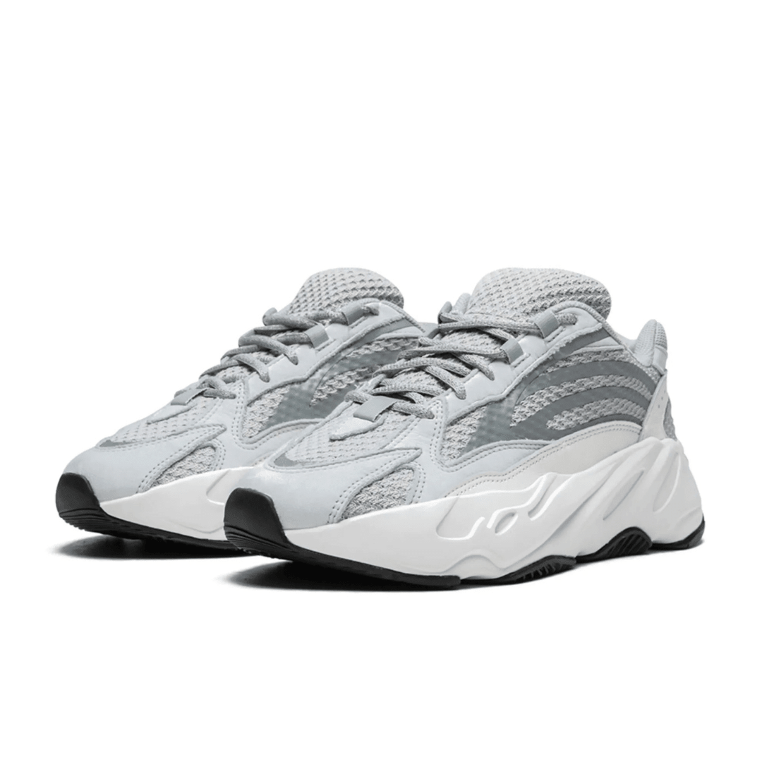 YZY - 700 V2 Static