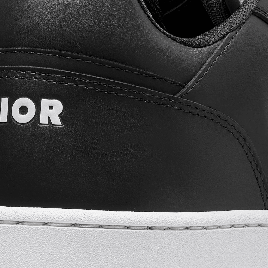 B27 Monogram Black White