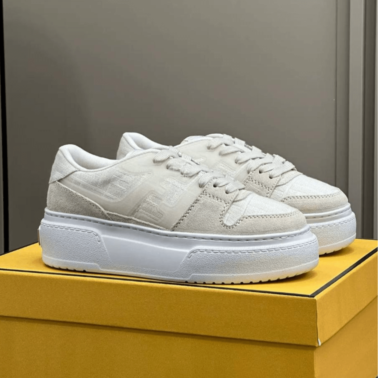 FF White Bueno