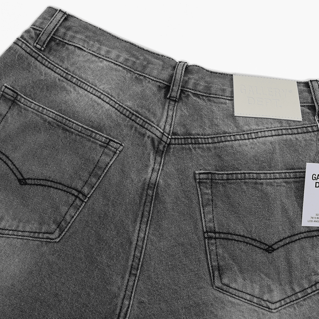 Gallery Dpt. Flared Jeans
