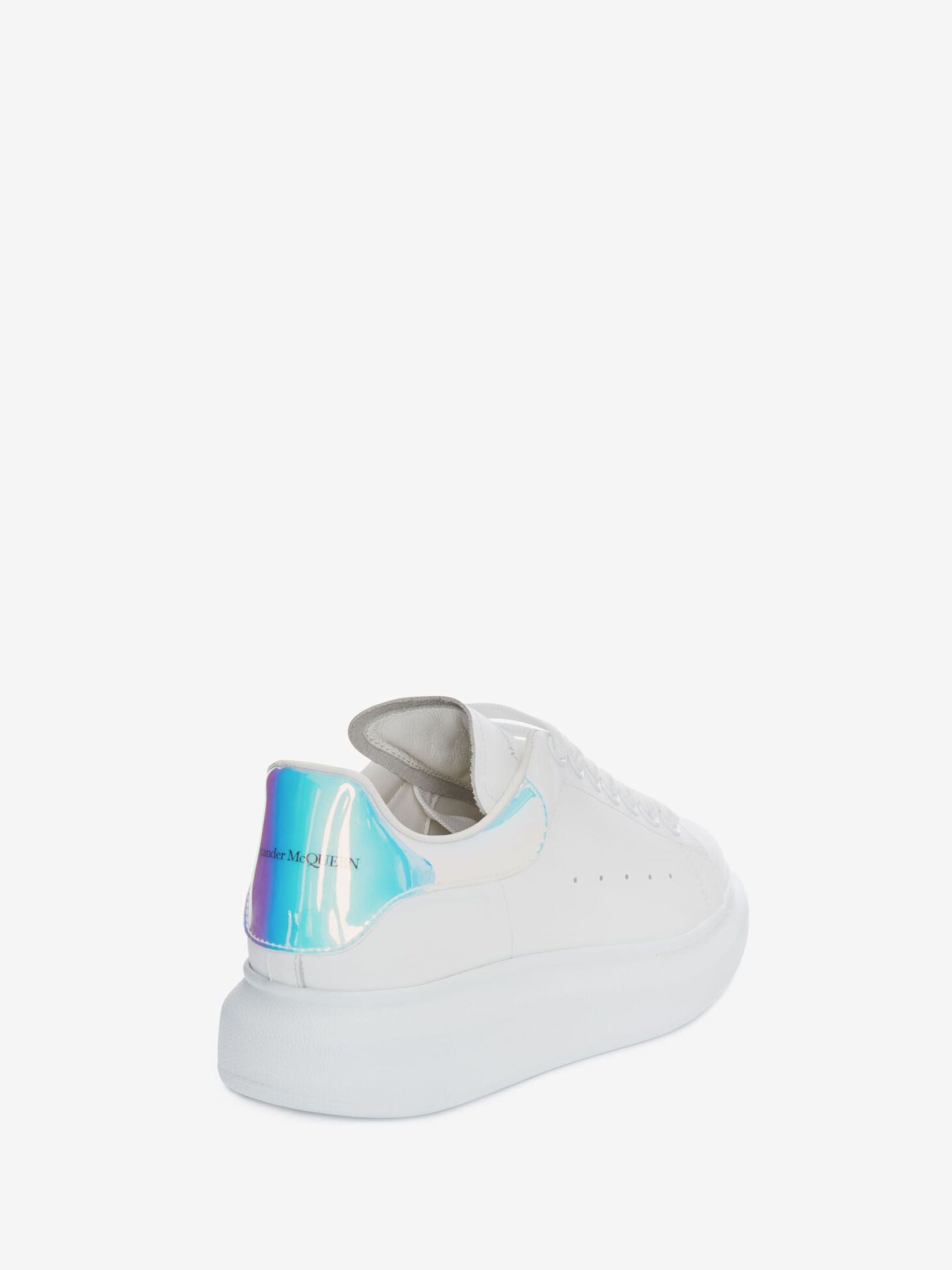 Oversized-Sneakers